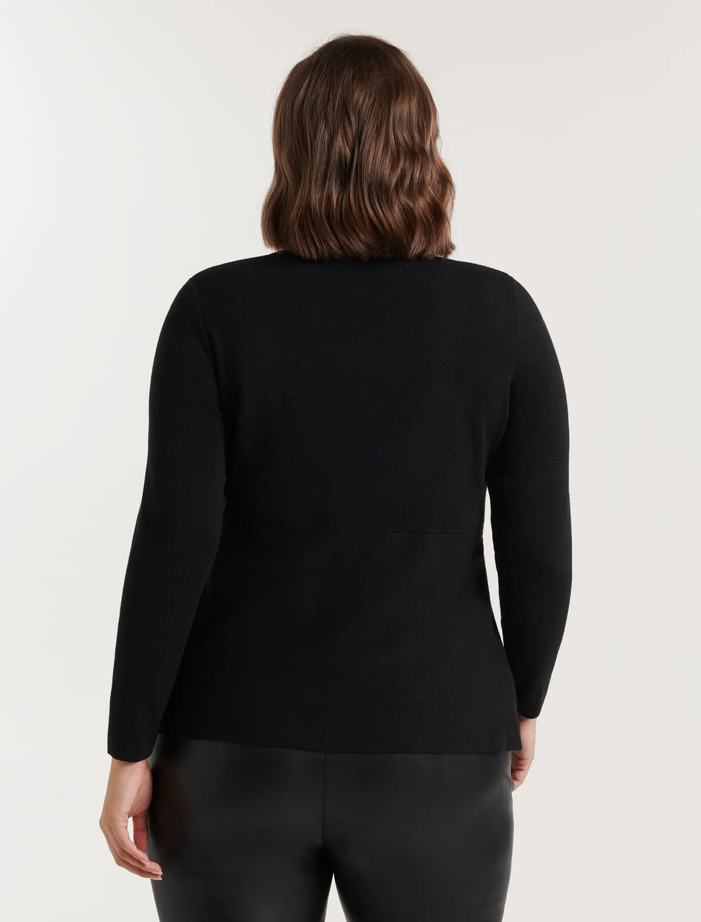 Amelia Curve Hanky Hem Knit