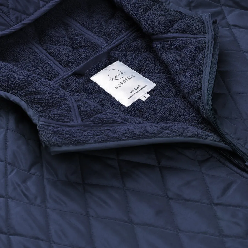 Changing robe NORDBAEK Easy Lagoon str. 1 - vindtæt skiftekåbe med 100% oeko-tex bomuld - Navy