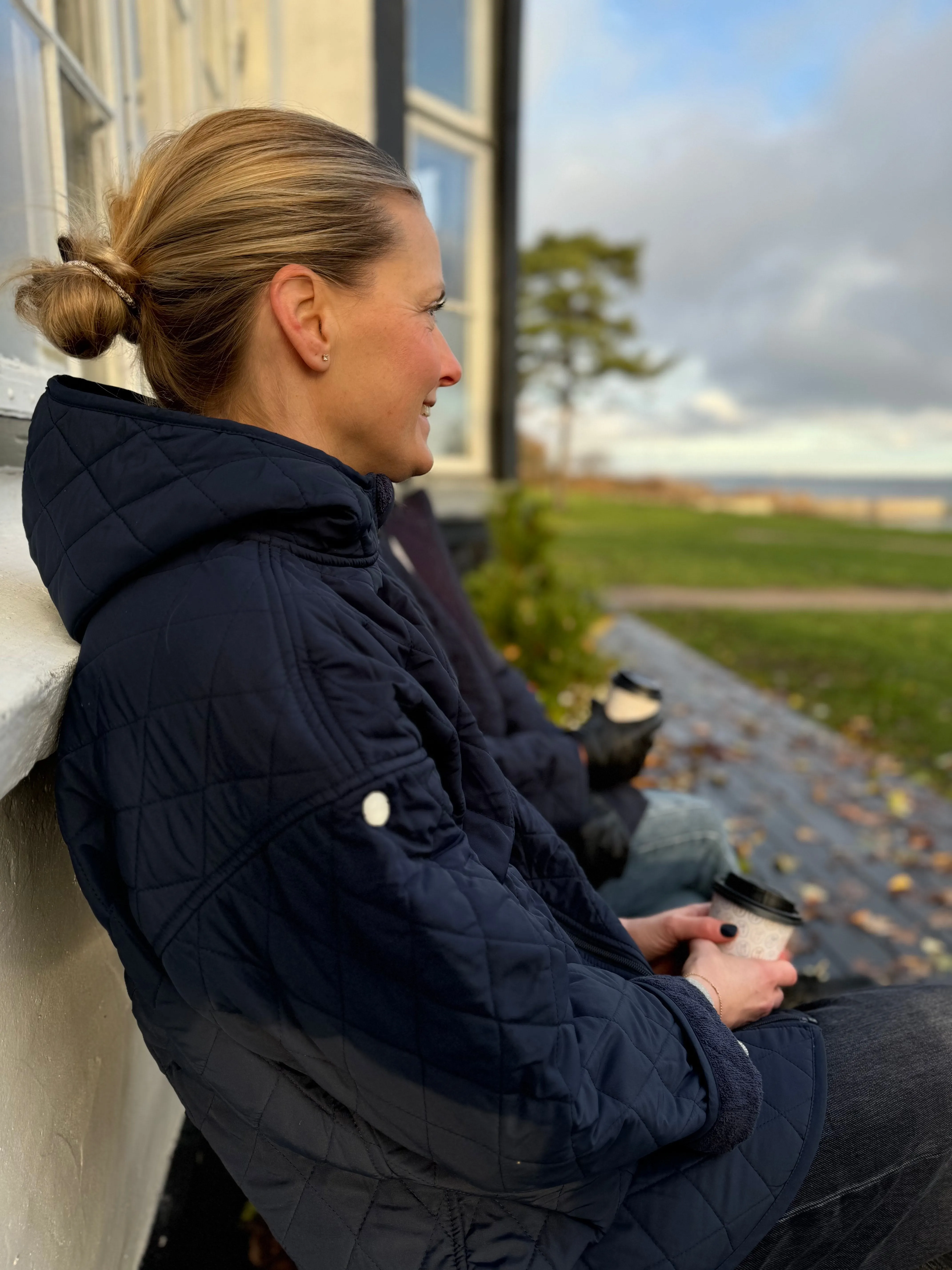 Changing robe NORDBAEK Lazy Pool str. 1 - vindtæt skiftekåbe med 100% genanvendt fleece - Navy