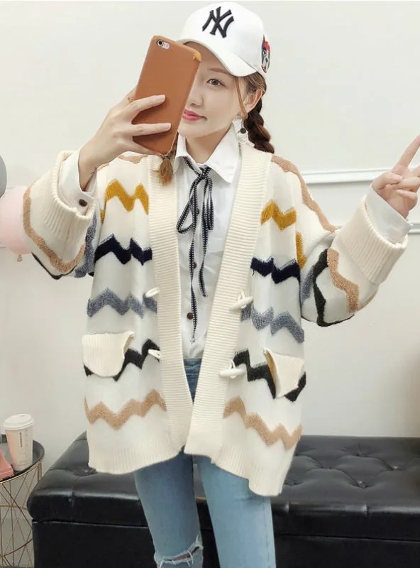 Embroidered Jacquard Color Matching Single Row Sweater