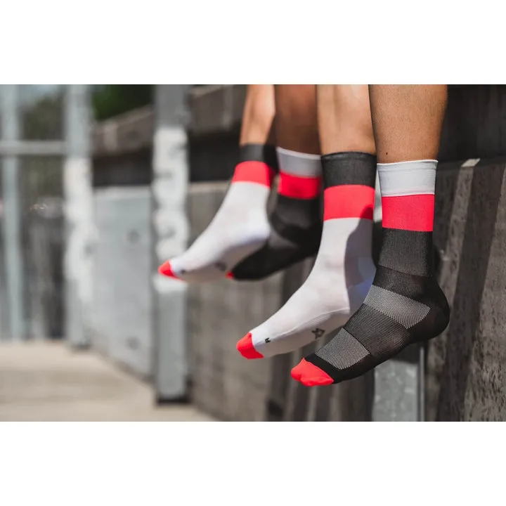 INCYLENCE Ultralight Mirrored Socks - Inferno