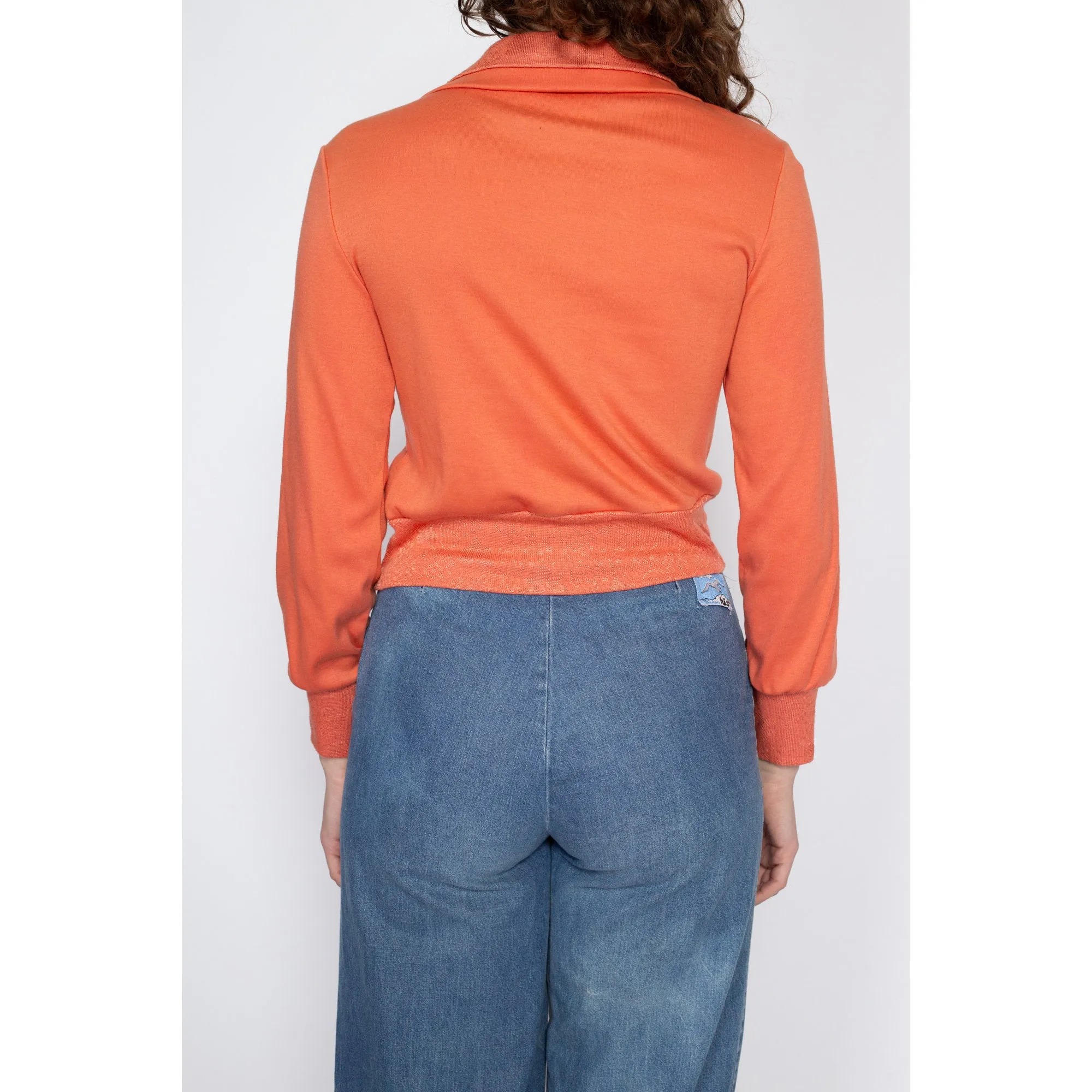 Medium 70s Peach Cropped Sweatshirt Top